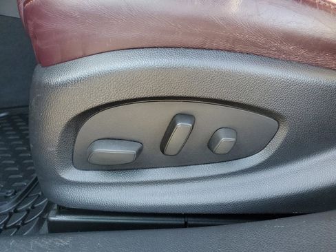 Used 2014 Buick LaCrosse Premium w/ Ultra Luxury Package FWD image 16