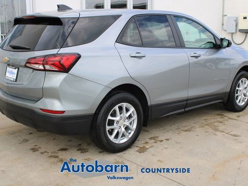 Used 2024 Chevrolet Equinox LS w/ LS Convenience Package FWD image 6