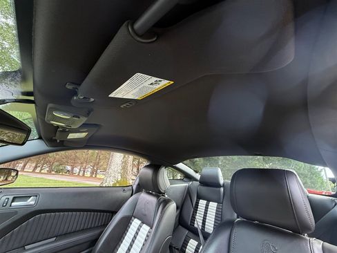 Used 2014 Ford Mustang Shelby GT500 w/ SVT Track Pack image 51