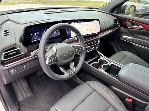 Used 2025 Chevrolet Traverse Z71 w/ Driver Confidence Package image 18