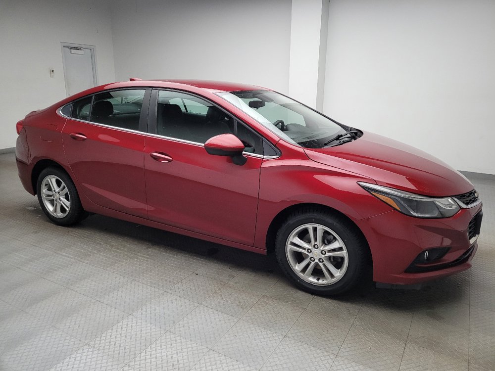 Used 2018 Chevrolet Cruze LT FWD image 11