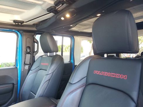 Used 2026 Jeep Wrangler Unlimited Rubicon w/ Xtreme 35 Tire Package AWD/4WD image 23