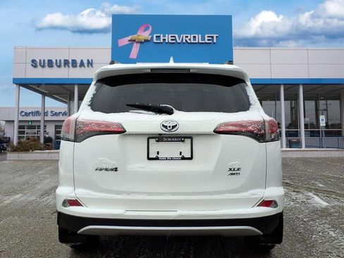 Used 2016 Toyota RAV4 XLE w/ Four Season Floor Mat Package image 6