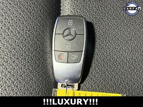 Used 2021 Mercedes-Benz C 300 4MATIC Sedan image 32