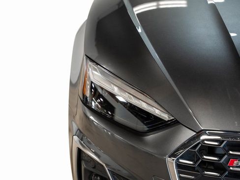 Used 2022 Audi S5 Premium w/ Convenience Package image 4