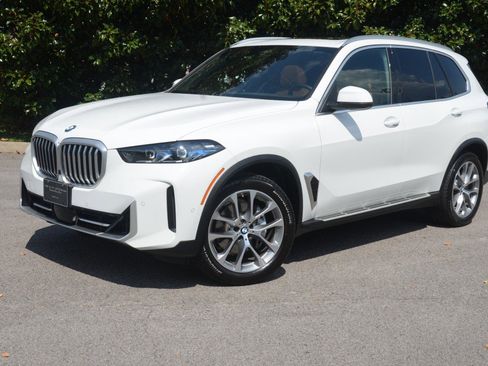 Used 2025 BMW X5 xDrive40i image 10