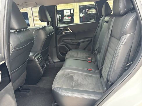 Used 2022 Mitsubishi Outlander SE FWD image 24