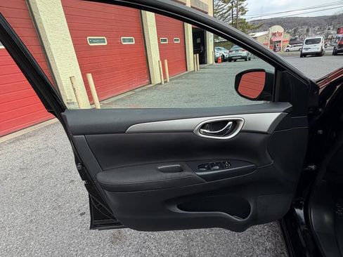 Used 2013 Nissan Sentra S image 17