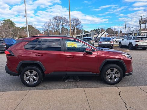 Used 2023 Toyota RAV4 XLE image 7