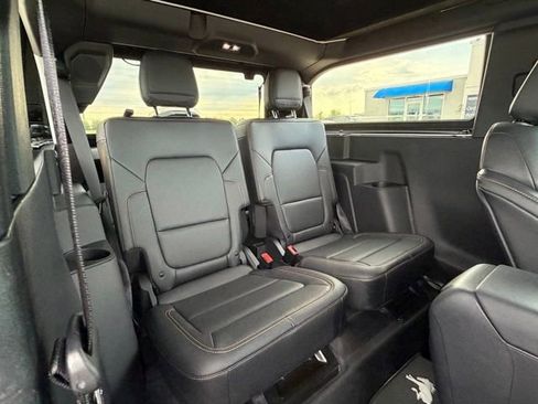 Used 2023 Ford Bronco Badlands AWD/4WD image 10