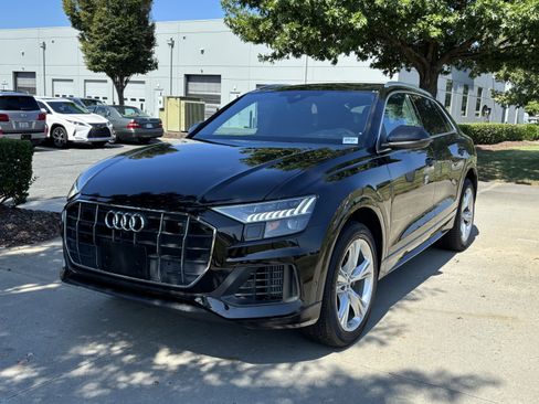 Used 2023 Audi Q8 Premium Plus w/ Premium Plus Package AWD/4WD image 7
