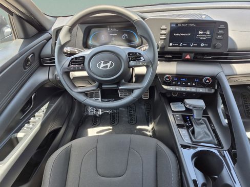 New 2026 Hyundai Elantra SEL Sport Premium FWD image 11