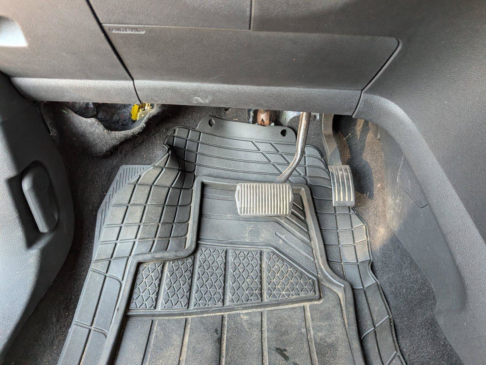 Used 2017 Ford Escape Titanium AWD/4WD image 30
