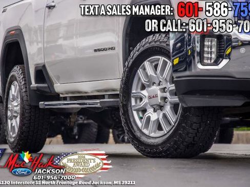 Used 2021 GMC Sierra 2500 SLT w/ SLT Premium Package AWD/4WD image 2