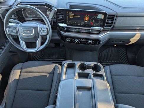 Used 2024 GMC Sierra 1500 Elevation AWD/4WD image 5