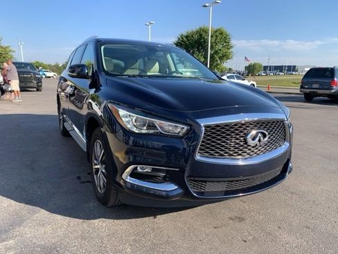 Used 2017 INFINITI QX60 AWD w/ Premium Plus Package image 1