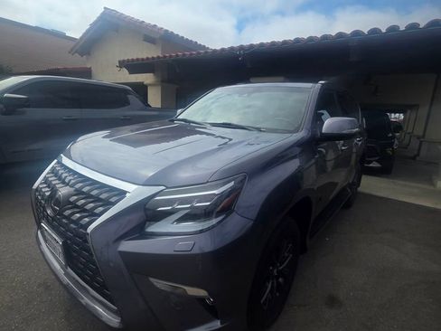 Used 2021 Lexus GX 460 Premium AWD/4WD image 2