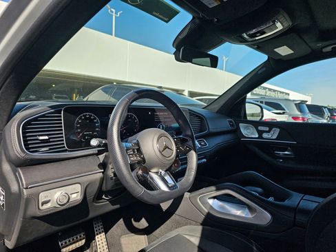 Used 2025 Mercedes-Benz GLE 63 AMG S image 5