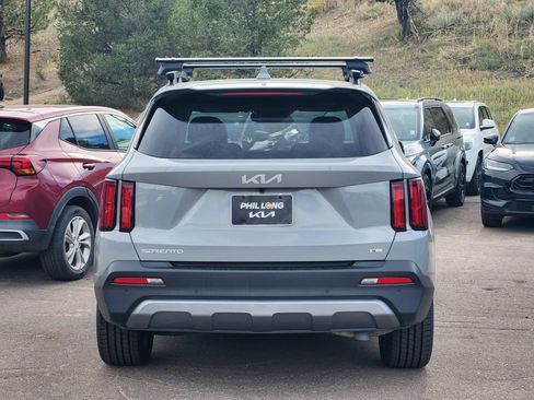 Certified 2023 Kia Sorento SX Prestige AWD/4WD image 6