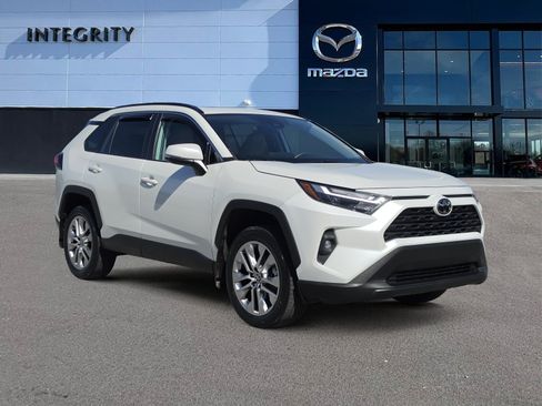Used 2023 Toyota RAV4 XLE Premium FWD image 1
