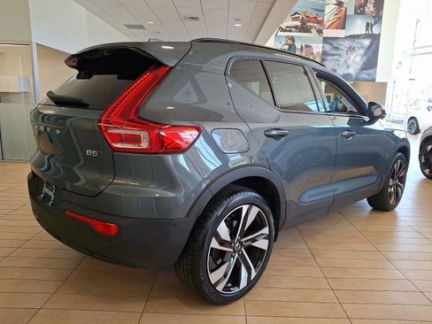 Certified 2026 Volvo XC40 B5 Ultra w/ Protection Package Premier image 4