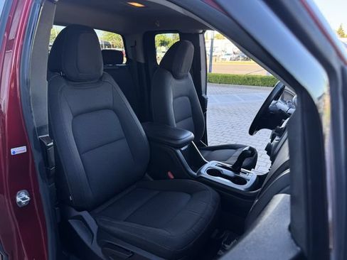 Used 2021 Chevrolet Colorado LT w/ LT Convenience Package RWD image 15