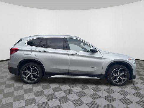 Used 2017 BMW X1 xDrive28i image 3