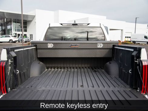 Used 2024 Toyota Tundra Limited w/ TRD Off-Road Package image 12