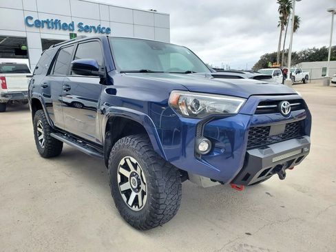 Used 2021 Toyota 4Runner TRD Off-Road image 3