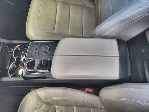 Used 2017 Mercedes-Benz GLS 450 4MATIC image 21