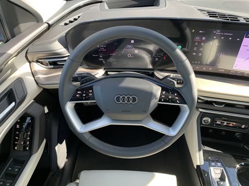 New 2025 Audi Q5 Premium Plus image 21