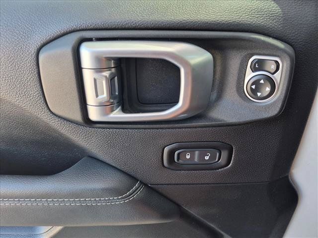 Used 2020 Jeep Wrangler Unlimited Rubicon AWD/4WD image 22