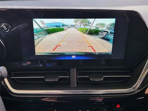 New 2026 Chevrolet Trax ACTIV w/ Sunroof Package image 15