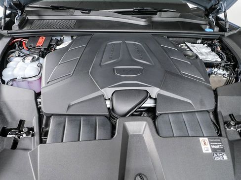 New 2026 Porsche Cayenne image 37