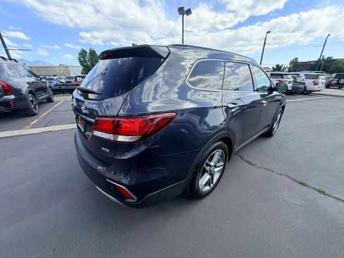 Used 2017 Hyundai Santa Fe FWD w/ SE Ultimate Tech Package 03 image 4