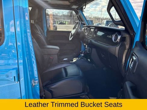 Used 2021 Jeep Wrangler Unlimited Sahara image 34