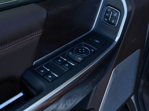 Used 2023 Ford F250 King Ranch w/ Chrome Package image 15