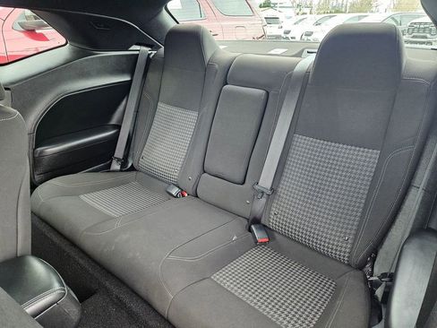 Used 2022 Dodge Challenger SXT RWD image 25