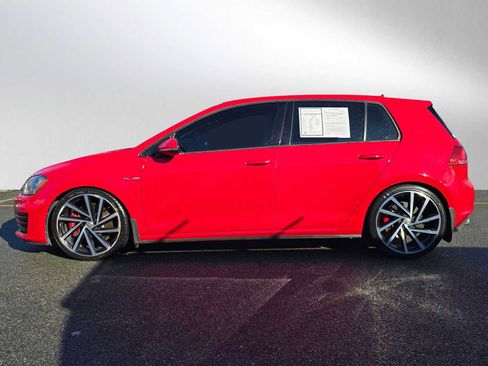 Used 2016 Volkswagen GTI SE image 6