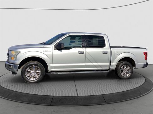 Used 2016 Ford F150 XLT w/ Equipment Group 301A Mid image 6