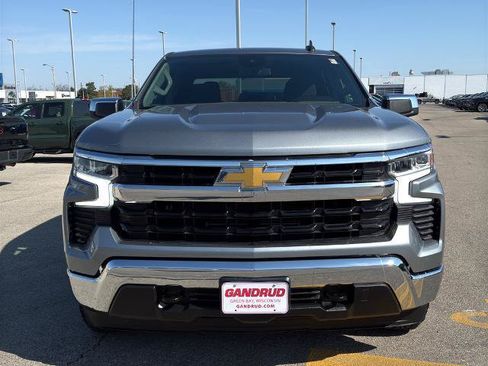 Used 2023 Chevrolet Silverado 1500 LT w/ Protection Package AWD/4WD image 3