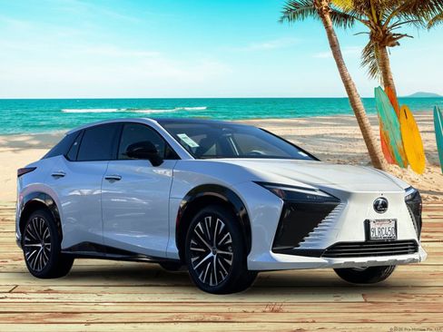 Used 2023 Lexus RZ 450e Premium image 7