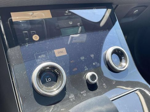 Used 2023 Land Rover Range Rover Velar S AWD/4WD image 30