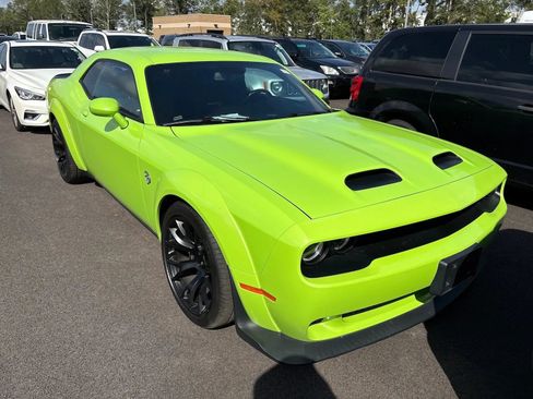 Used 2023 Dodge Challenger SRT Hellcat RWD image 6