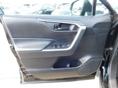 Used 2023 Toyota RAV4 LE image 13