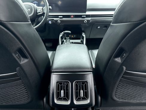 Used 2024 Kia Sorento S image 20