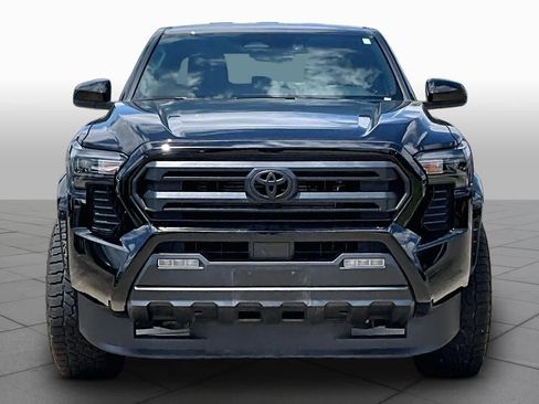 Used 2024 Toyota Tacoma SR5 RWD image 4