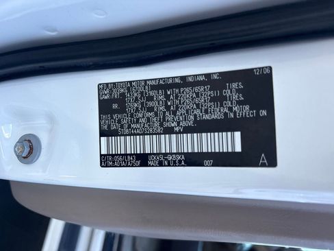 Used 2007 Toyota Sequoia SR5 image 9