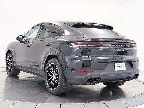 Used 2024 Porsche Cayenne Coupe w/ Premium Package Plus AWD/4WD image 3
