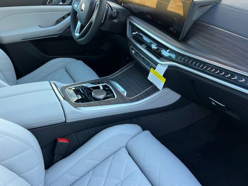 Used 2026 BMW X5 xDrive40i AWD/4WD image 29